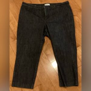 Old Navy- Dark blue denim Capri jeans- Size 18